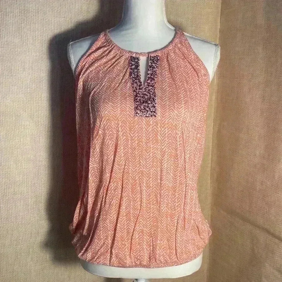 ANN TAYLOR LOFT SEQUIN KEYHOLE TANK IN CORAL AND WHITE SIZE MEDIUM - Picture 2 of 6